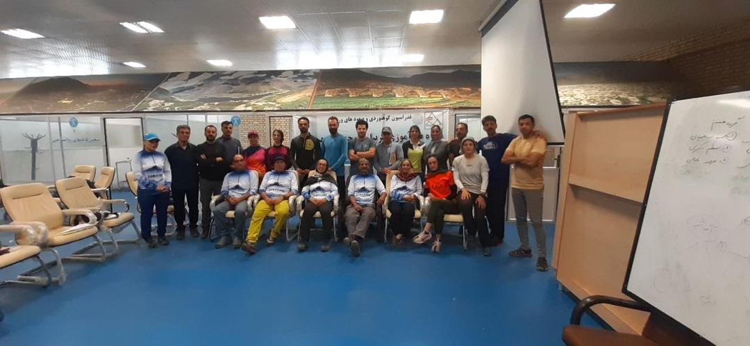  دوره باز‌آموزی مربیان درجه سه کوهپیمایی به میزبانی هیئت استان «لرستان» برگزار شد